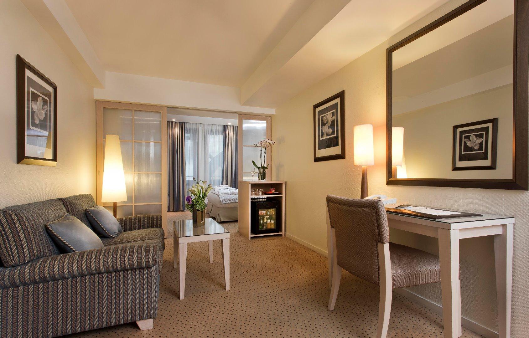 Hotel Le Pera Париж Екстериор снимка