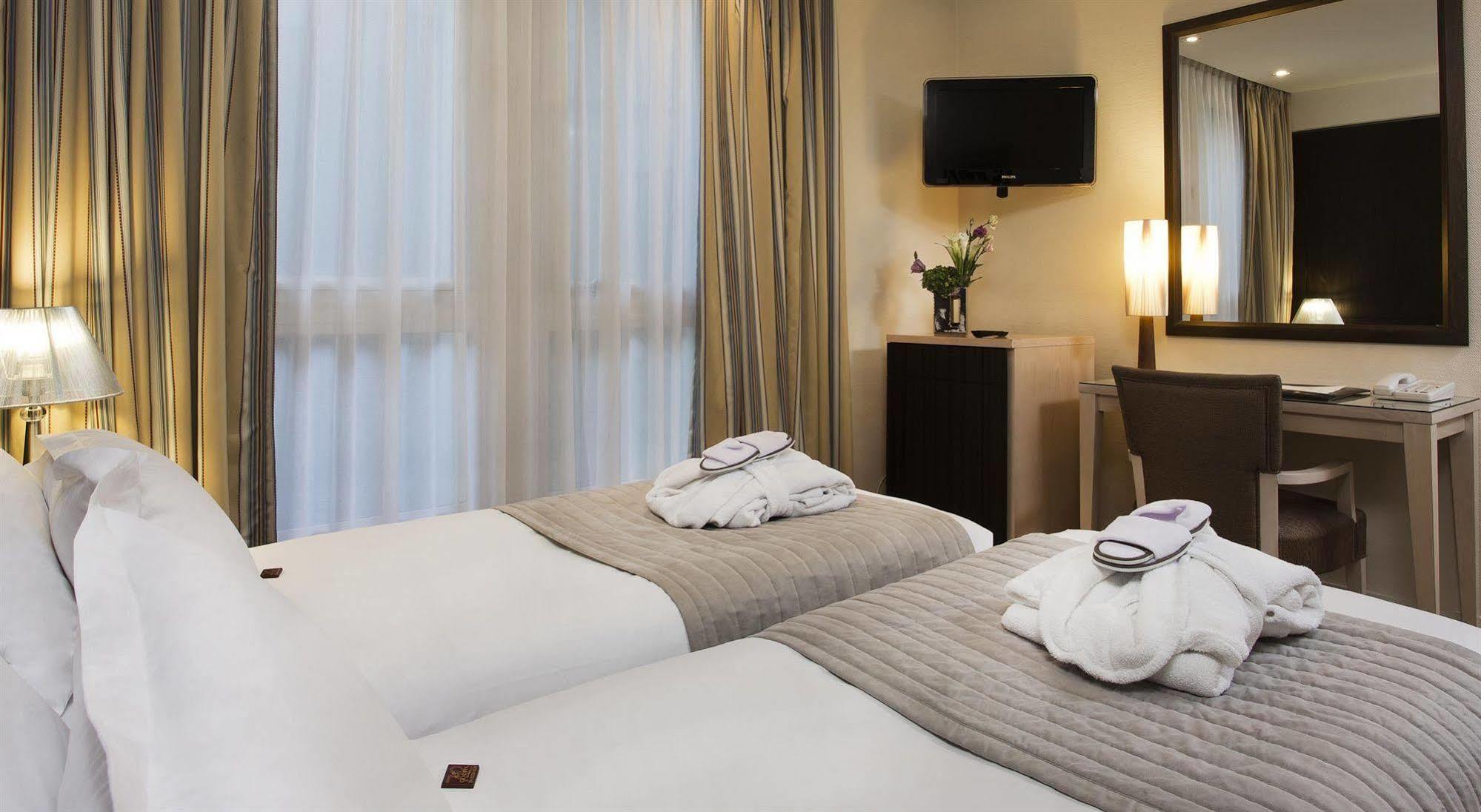 Hotel Le Pera Париж Стая снимка