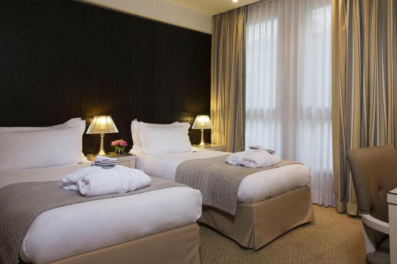 Hotel Le Pera Париж Екстериор снимка